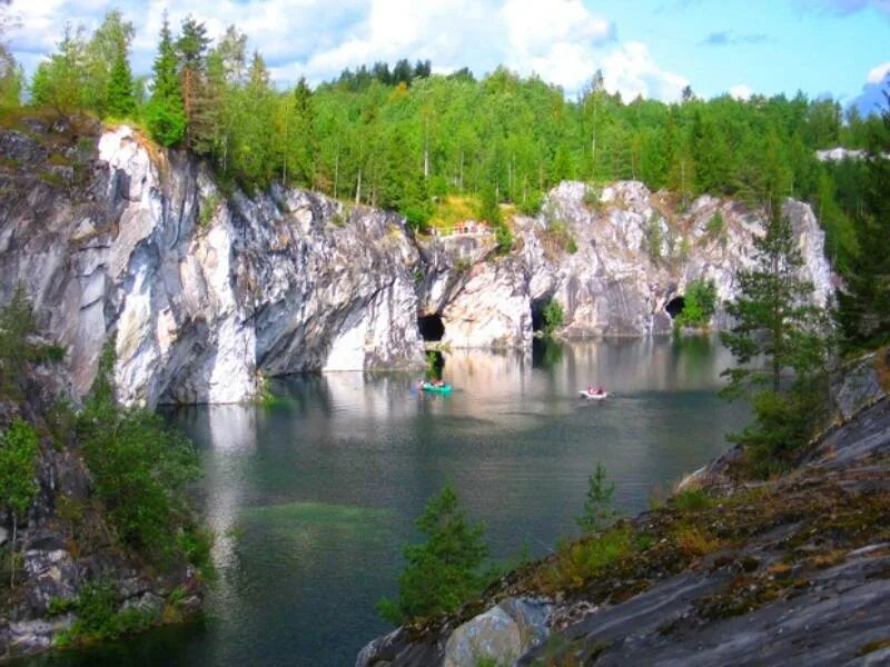 экскурсия в карелию из санкт-петербурга. экскурсия карельское ожерелье. тур в карелию из казани. ладожские шхеры мраморный каньон. рускеала горный парк чей он.