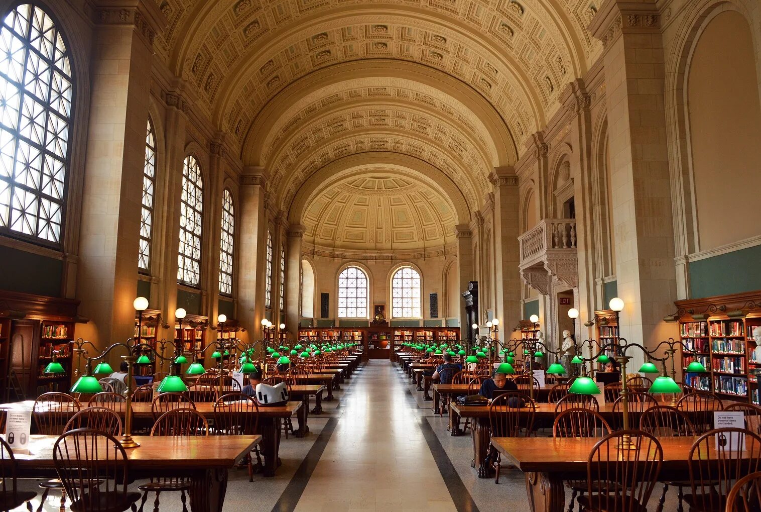 оксфордский университет (university of oxford), великобритания. образование в великобритании средняя школа. предметы университета на английском. школьные пренодлежностина английском. кембридж университет краткая история.