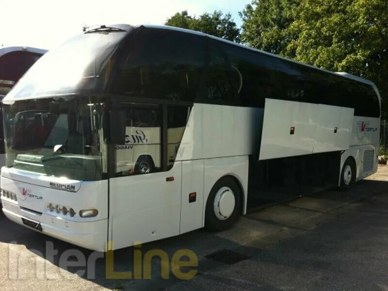 Кавказский бульвар 50 москва. Москва 516. Неоплан 777. Лицей 1574 москва. Neoplan 1998.