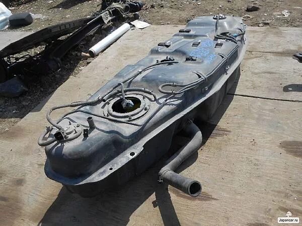 Бак паджеро. Топливный бак митсубиси паджеро 4 дизель. бак паджеро 4 3.8. топливный бак паджеро 4 3.8 габариты. бак паджеро 2.