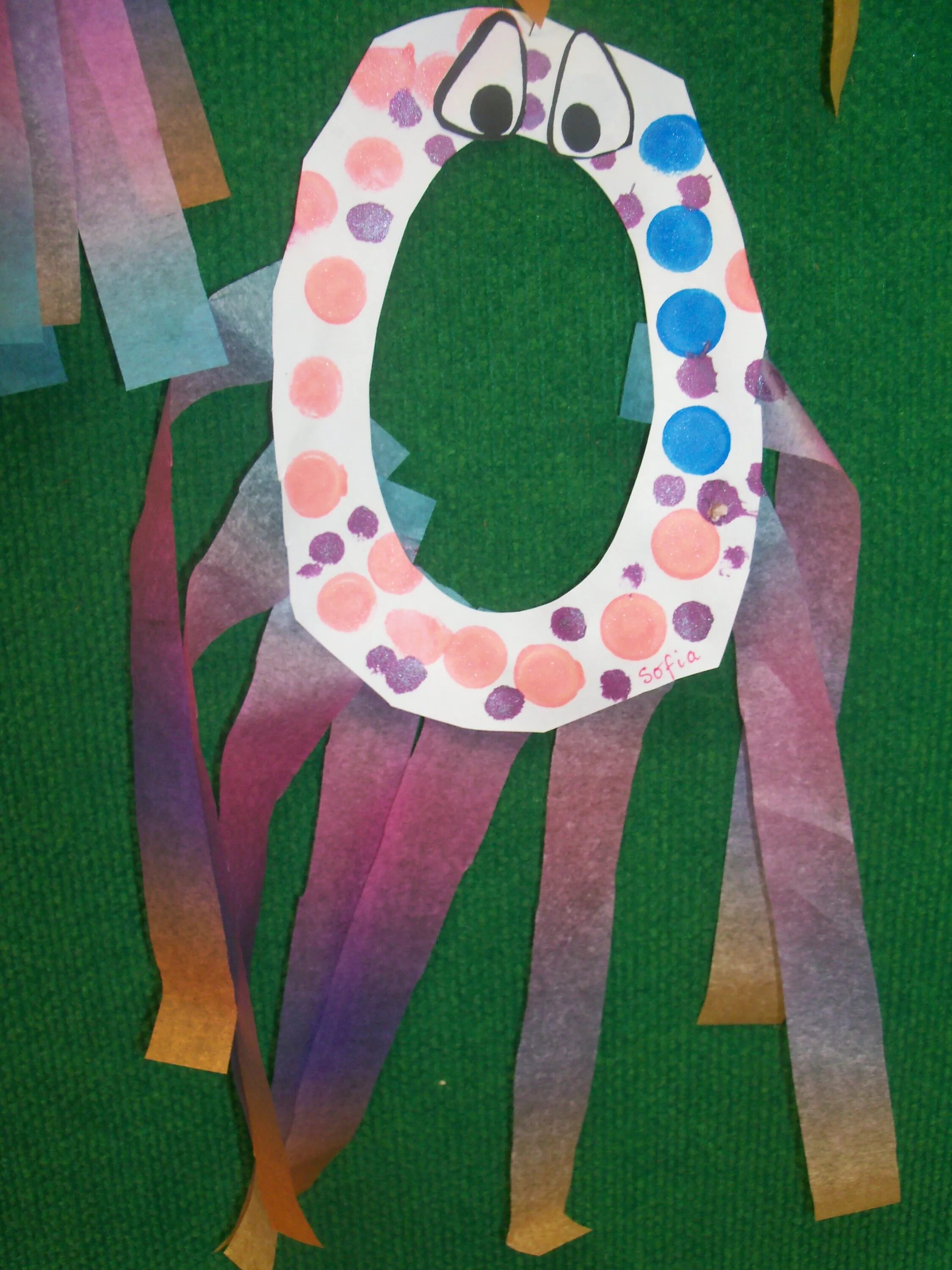 O craft. O craft. Letter o octopus craft. Letter o craft. Letter o activities.