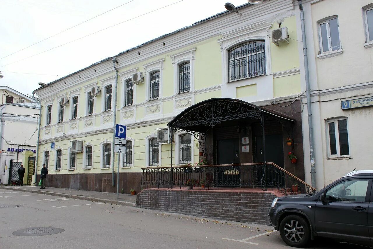 Малая андроньевская 24. Малый рогожский переулок 13. Товарищеский переулок 13 москва. Санкт-петербург, пер. Ансамбль рогожской ямской слободы.