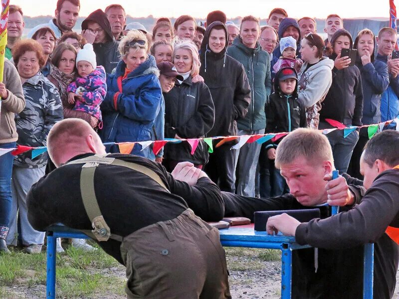 Горка усть-цильма. Почасовая погода в усть цильма. Петровщина село усть цильма. Республика коми усть цильма. Усть цильма хоровод.