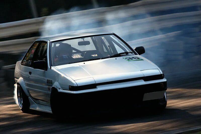 Ae86 drift. Toyota ae86. toyota trueno ae86 drift. nissan trueno ae86. toyota ae86 hachiroku.
