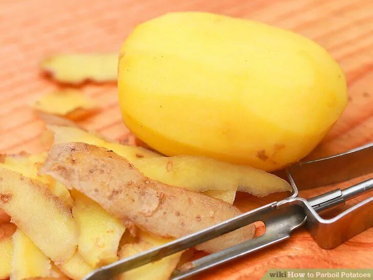 Кожура молодого картофеля. Картофель без кожуры. Картофель очищенный. Без картофеля. Почистить картофель.