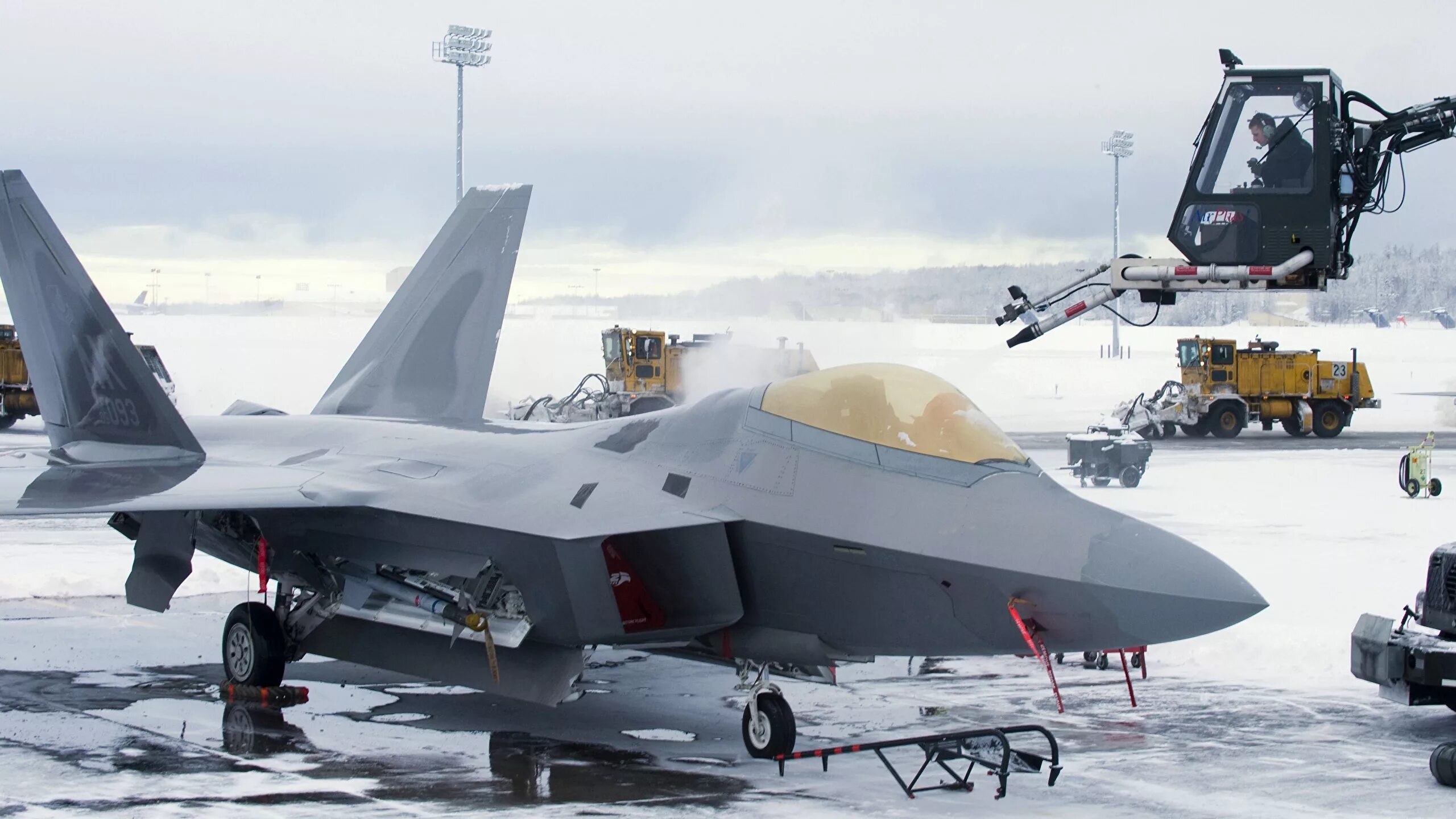 F s 22. F22 Raptor. F-22 Раптор. Истребители ВВС США F-22. F-22 Raptor Alaska.