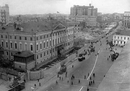 В 1939 году в доме