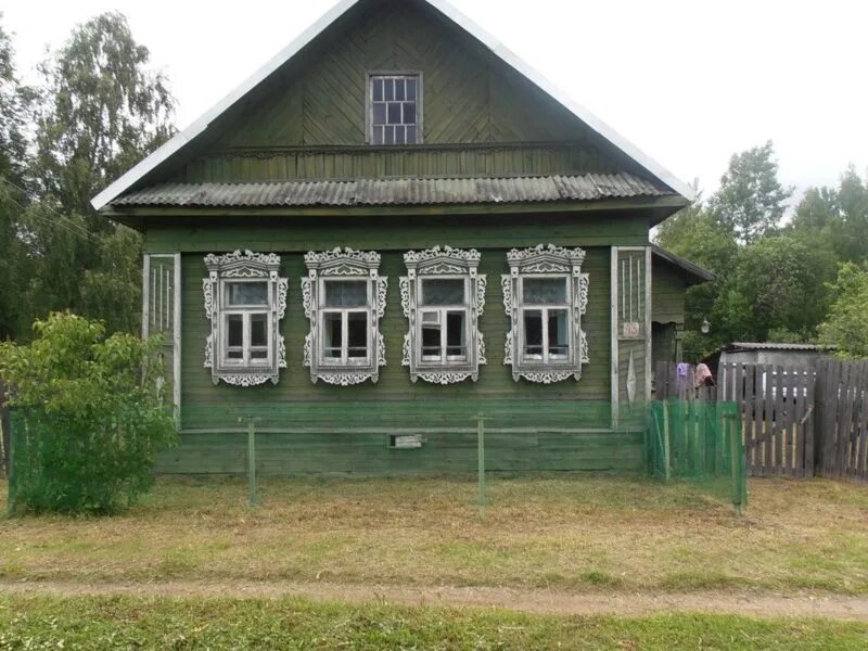 Купить в деревне твери. Домик в деревне до 300 тыс. Дешевый домик в деревне недалеко. Дом Тверская область. Деревенские домики Твери.