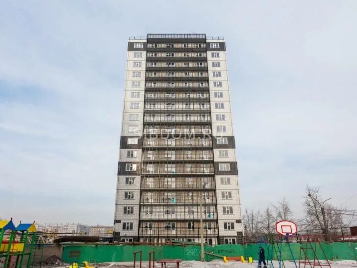 Свердловская 15 б. Жк домино красноярск. Свердловская 15 в фото. Свердловская 15 красноярск. Свердловская 15 б красноярск.