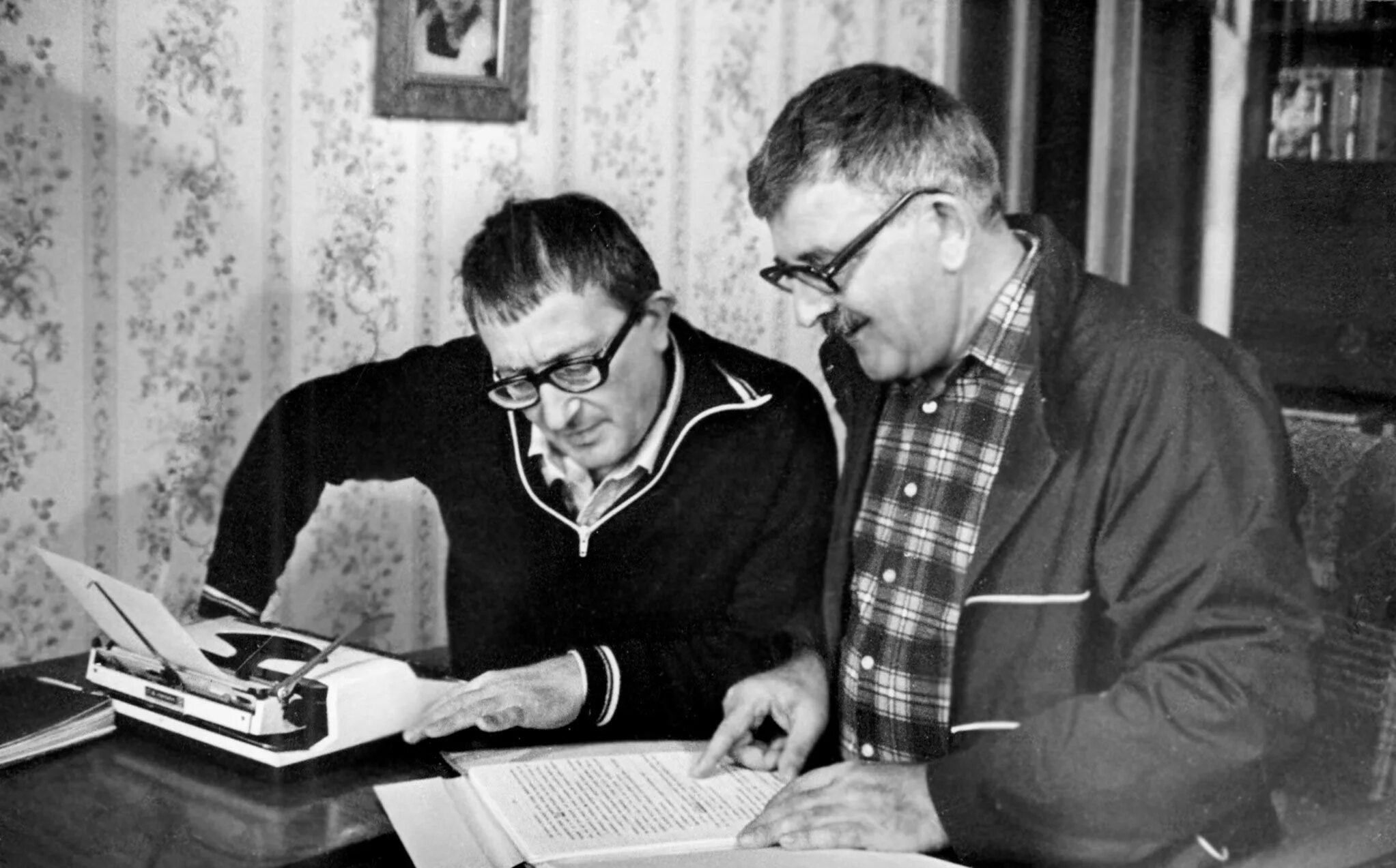 Стругацкий аркадий натанович. Братья стру. Братья а. И б. Братья стру.