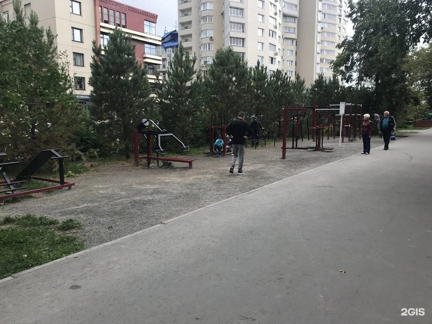 Новосибирск мичурина улица 8 центральный парк. Центральный парк мичурина 8. Парк культуры и отдыха ул. Центральный парк новосибирск мичурина 8. Центральный ул мичурина 8 новосибирск фото.