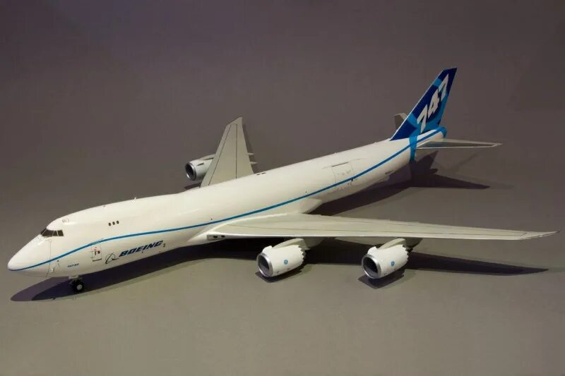 Модель 747. Боинг 747 модель. боинг 747 revell. boeing 747 1/144. модель боинга 747 8.