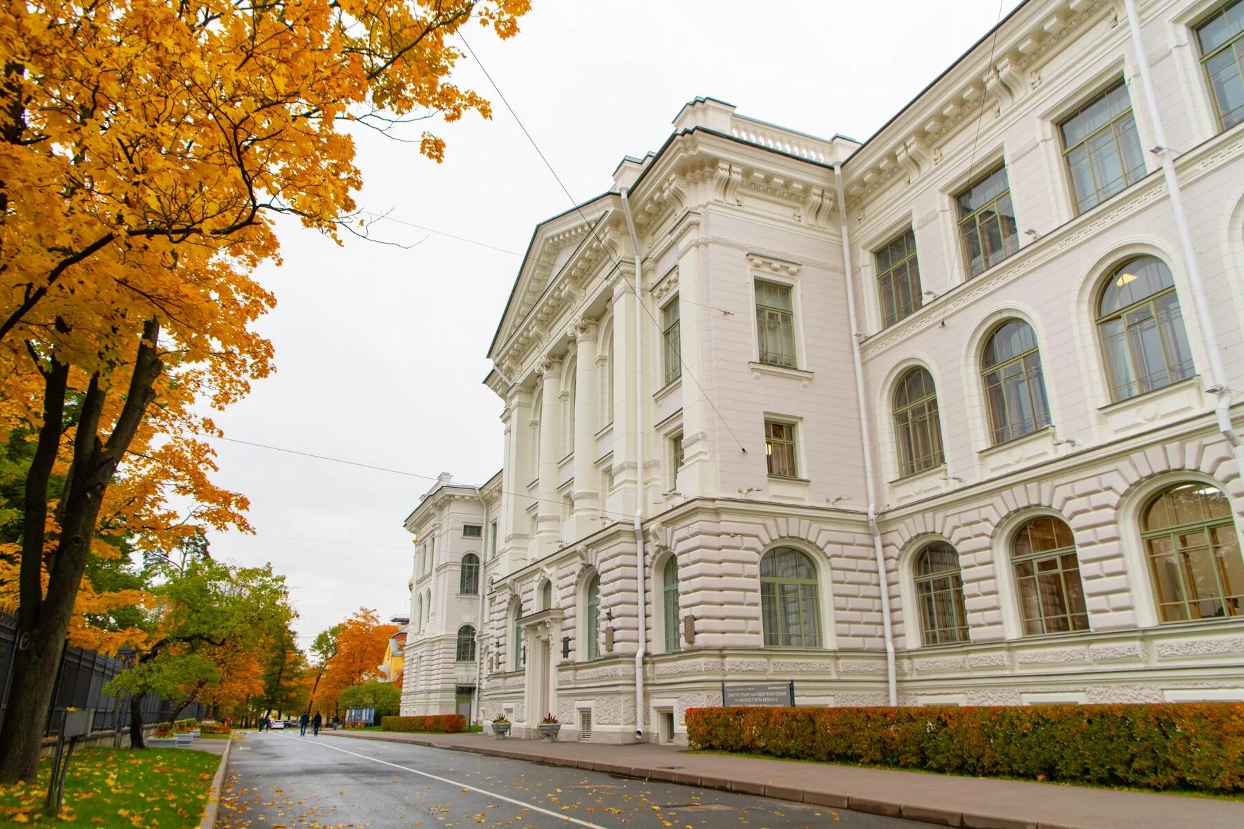 Сайт политехнического университета петра великого. Санкт-Петербургский политехнический университет. Питерский Политех Петра Великого. 4- Санкт-Петербургский политехнический университет Петра Великого.. Петербургский университет Петра 1.