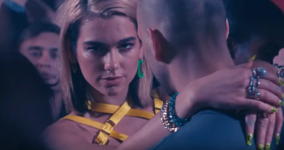 Don start now dua lipa. Дуа липа don't start Now. Дуа липа и Билли Айлиш. Dua Lipa don't start Now обложка. Don't stop Now Dua Lipa Рианна.