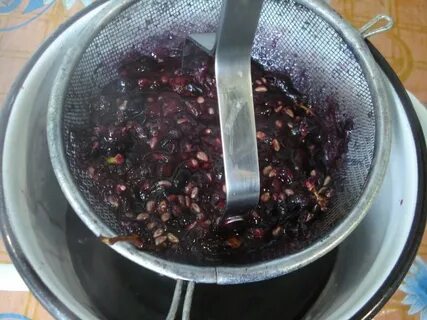 Брожение виноградного сока или варенья