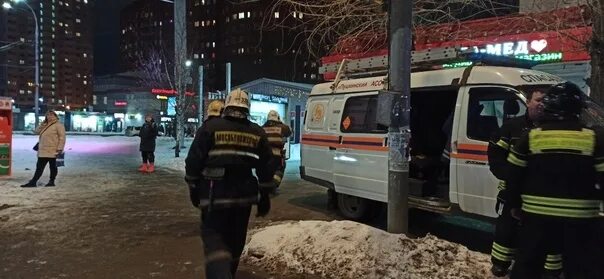 Пожар на московском проспекте сегодня. Пожар на московском проспекте сегодня. Пожар в москве 1177. Пожар на ленинградском проспекте сегодня. Пожар в брянске сегодня в фокинском районе.
