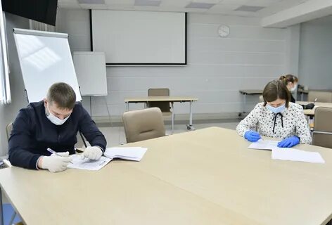 Специалистов 22