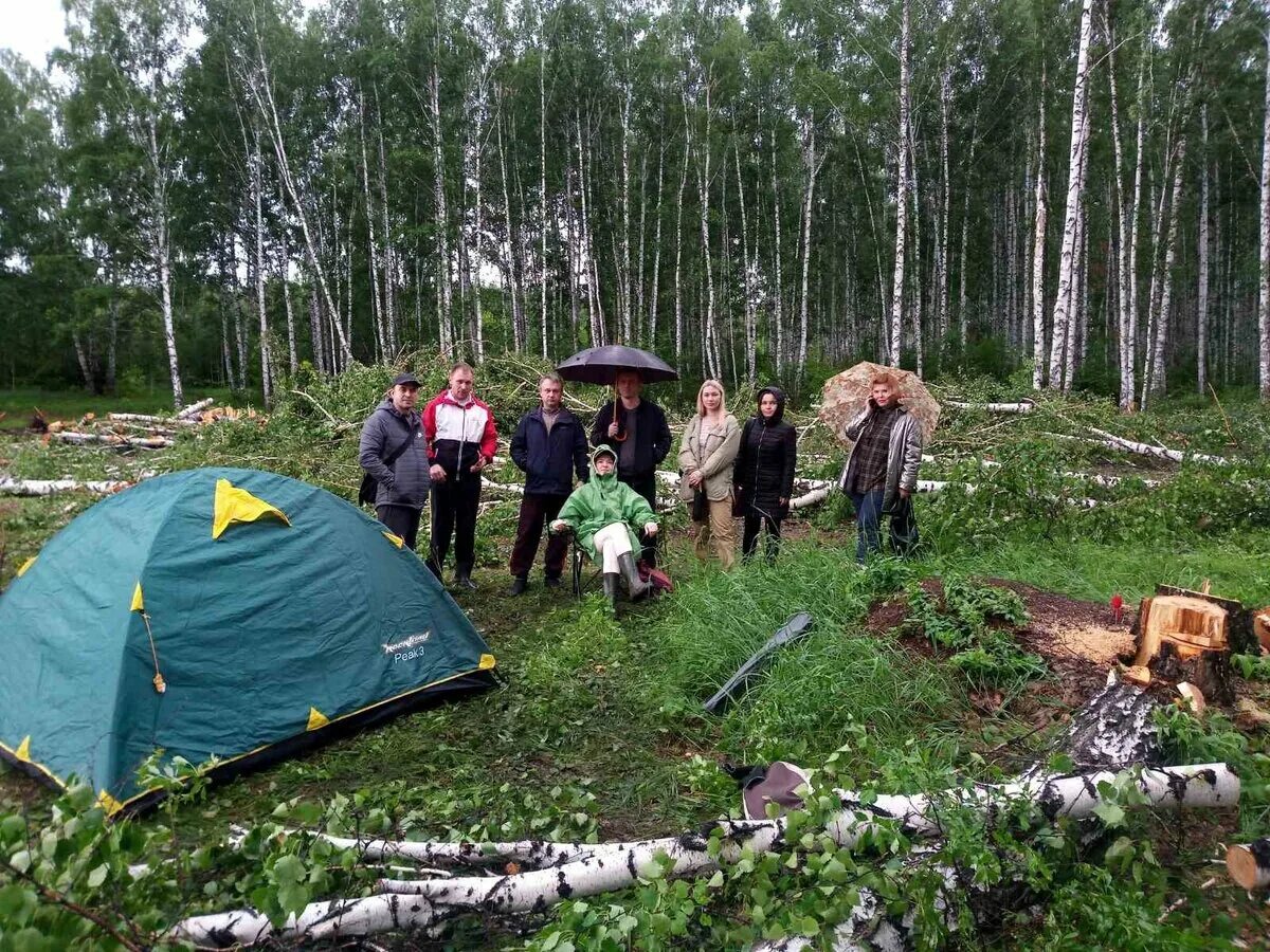 Палаточный лагерь Челябинская область. Лагерь в лесу. Палаточный лагерь в лесу. Палаточный лагерь для детей. Разбивать лагерь