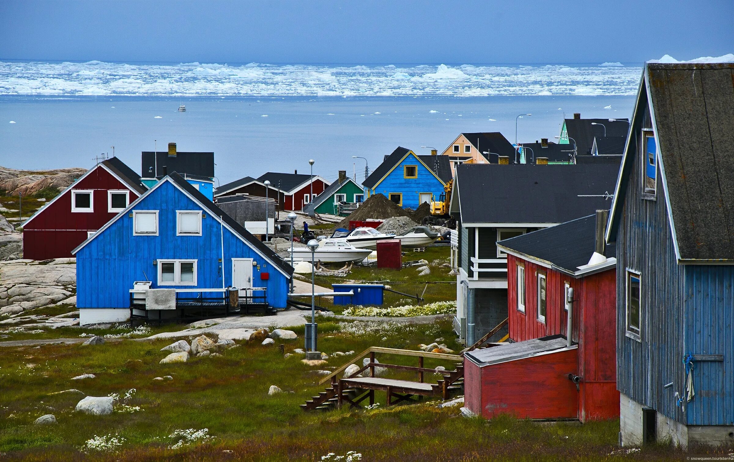 Гренландия столица Нуук. Нуук Гренландия население. Долина Кинкуа Гренландия. Гренландия (остров) населённые пункты Гренландии.