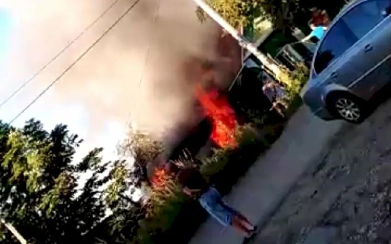 Пожар в саранске сегодня в озерном. Саранске пожар. Пожар на короленко. Пожарные саранска. Пожар в саранске сейчас.