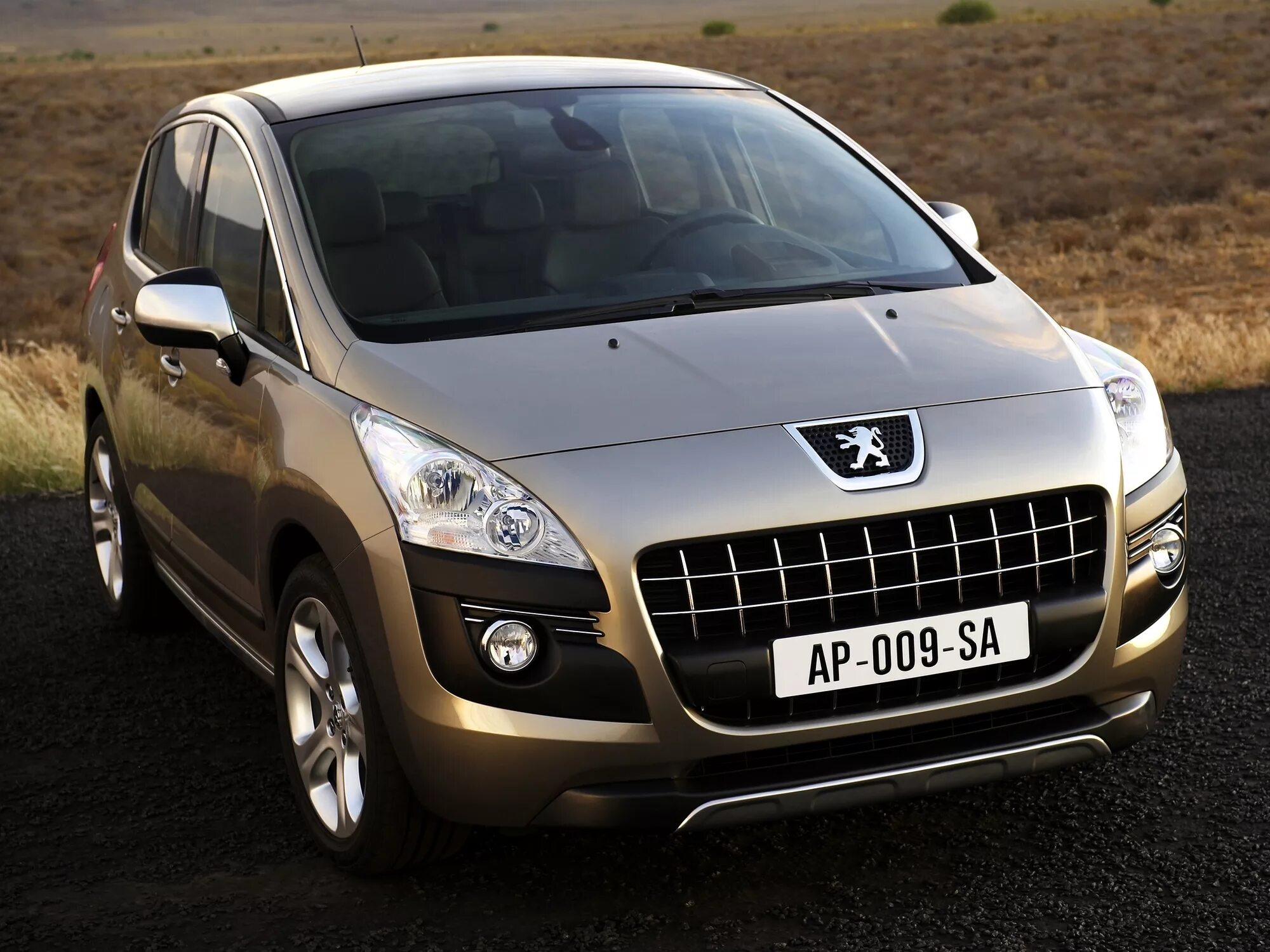 Пежо 3008 1 поколение. Peugeot 3008. Peugeot 3008 2009. Пежо 3008 2010.