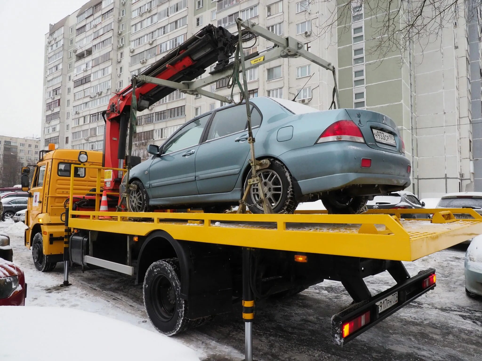 Эвакуация авто. Эвакуатор техники. Эвакуатор ВАО Москва. Эвакуация авто Подмосковье. Автомобили должников продажа