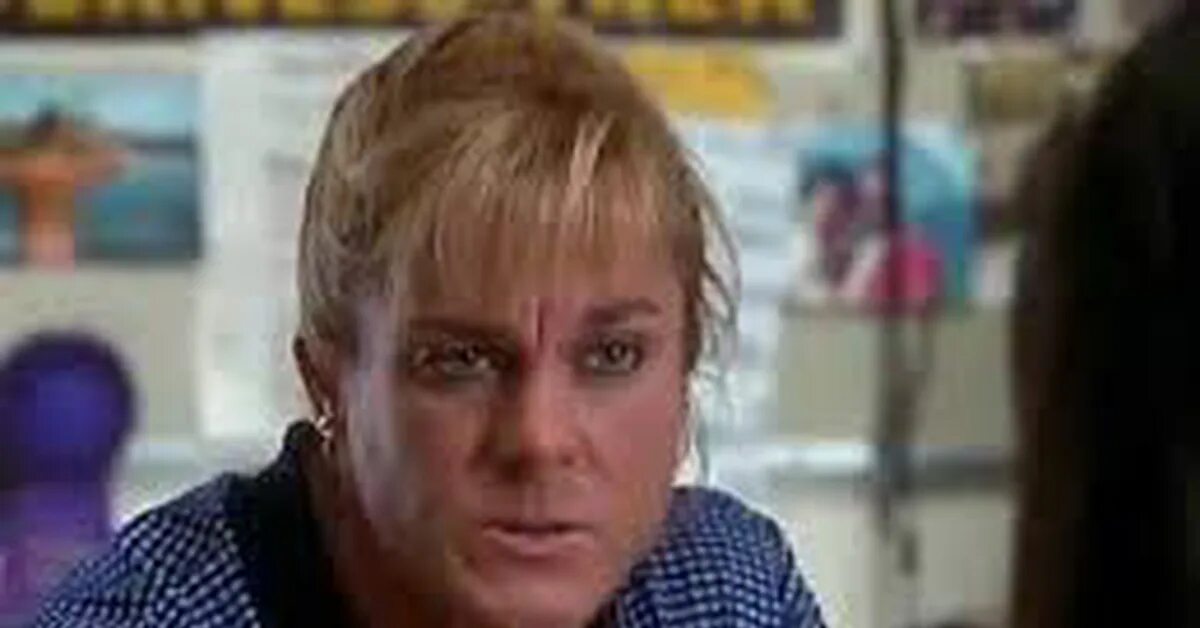 Джейн трка в молодости. Jayne trcka в молодости. Мисс самец из очень страшного. Мисс самец очень страшное кино. Мисс самец из очень страшного.