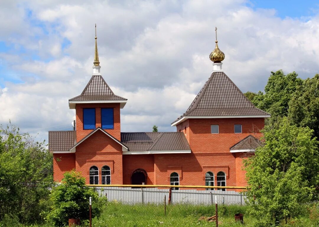 Александровский район владимирской области фото. Храм Успения Струнино. Архиерейское подворье в Струнино. Город Струнино Владимирская область. Россия, Владимирская область, Александровский район, город Струнино.