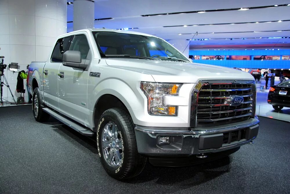 Форд ф150. Форд f2500. Шевроле ф150. Пикапы Форд в США. Американский рынок машин