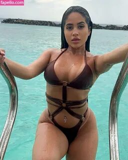 Raissa Oliveira  Raissa_oliveira9  raissaoliveira_ofc Nude Leaked OnlyFan...