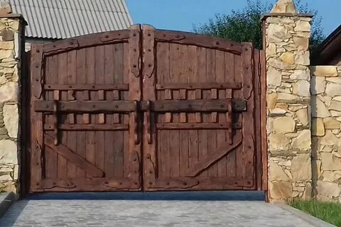 Тесовые ворота значение