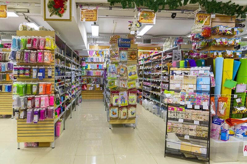 отдел рукоделия. магазин рукоделия. магазин товаров для рукоделия. отдел рукоделия. леонардо новокузнецк.