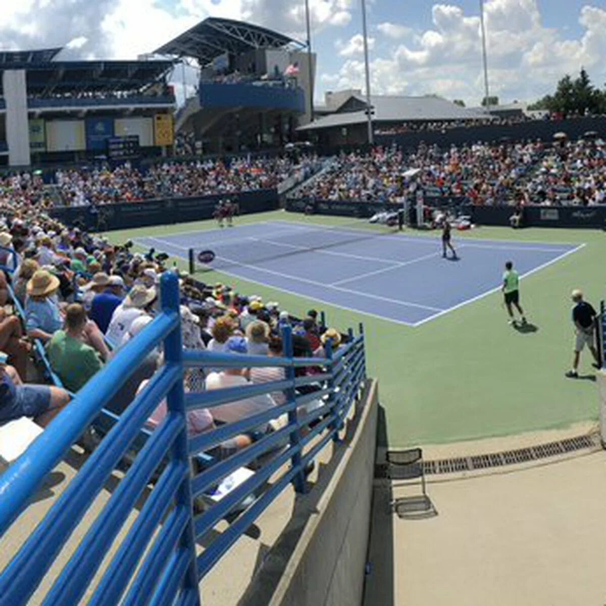 Gotennis новости мирового. Цинциннати теннис. Теннисный турнир WTA В Цинциннати. Кубок Цинциннати. Теннисные корты в Цинциннати.