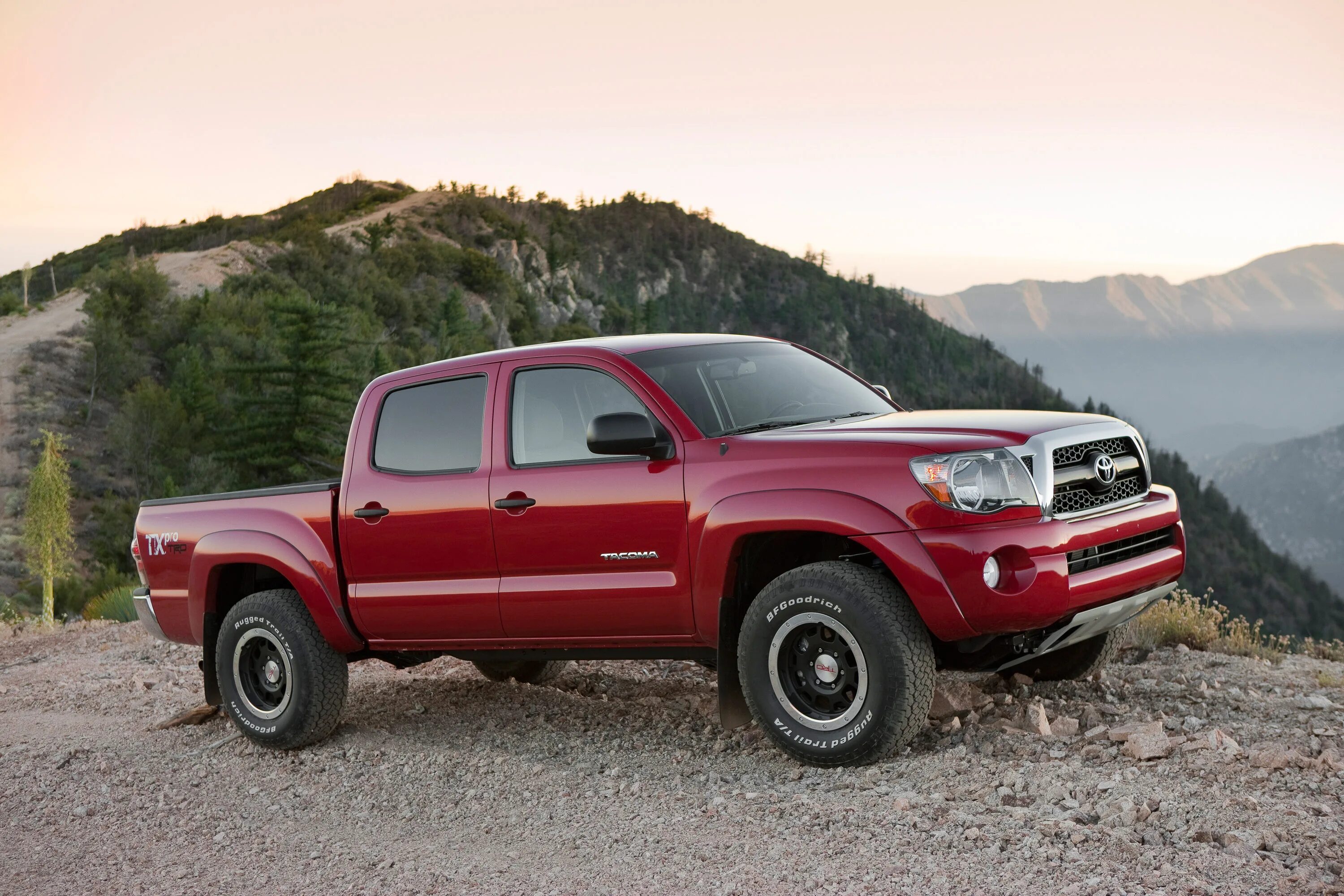 Красивый пикап видео. Toyota Tacoma. Тойота пикап Такома. Toyota Tacoma TRD. Toyota Tacoma 2011 TRD.