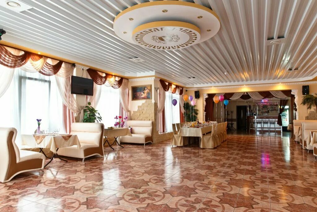 Столовая вавилон тверь. Вавилон кореновск. Ресторан вавилон тверь затверецкий бульвар. Банкетный зал вавилон астрахань. Вавилон тольятти ботаническая улица 62.