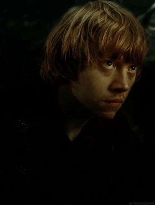 Руперт гринт harry potter. Рон уизли. Авы с роном. Руперт гринт 2023. Грустный рон.