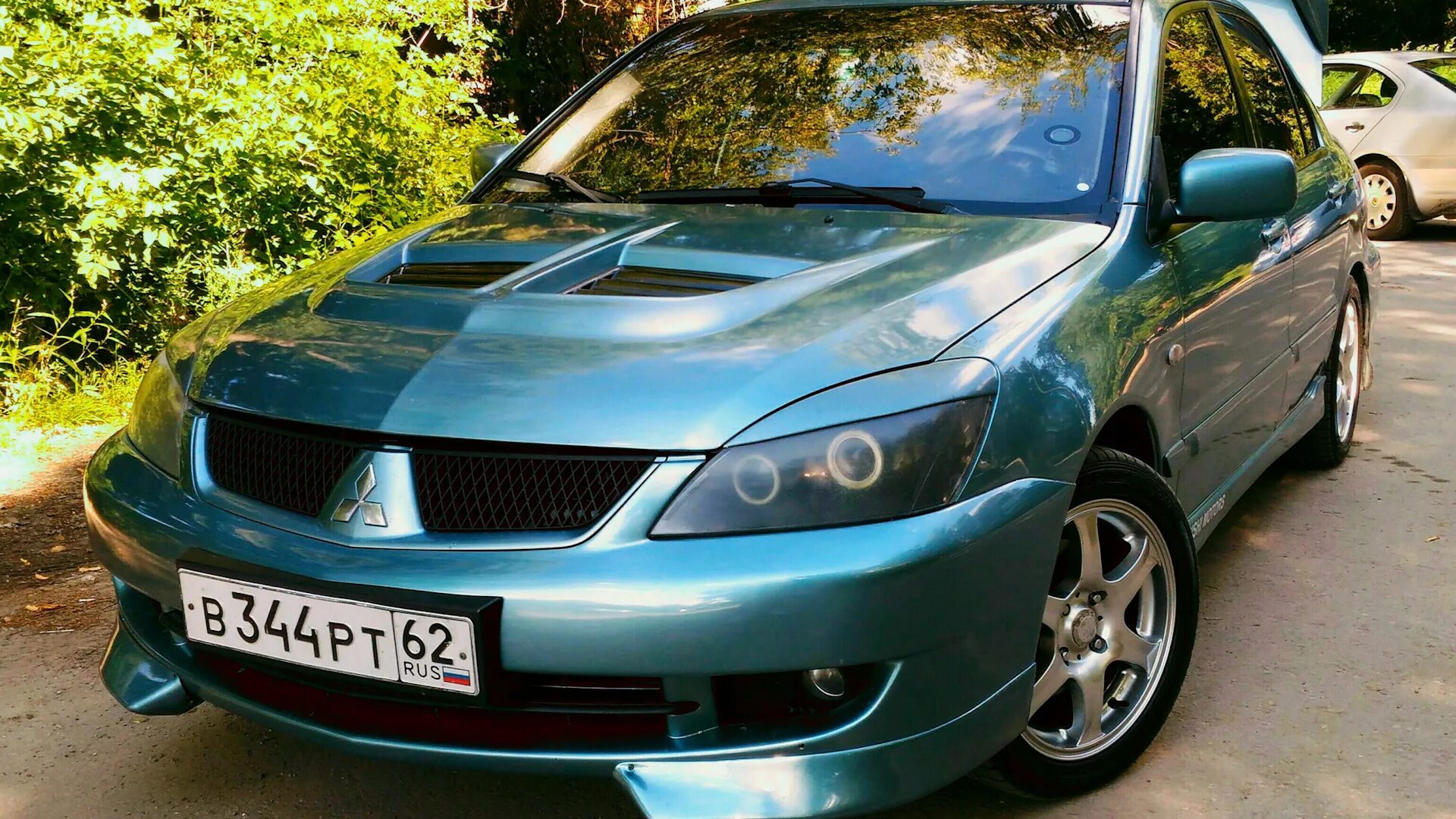 Lancer 9. Mitsubishi Lancer 9 1.6. Лансер 9 1.6 2006. Митсубиси Лансер 9 механика. Купить лансер 9 механика