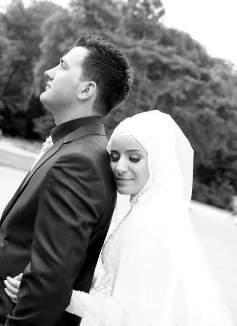 Первое брачное ночь в исламе. Первый ночи свадьба мусульман. Первая ночь мусульманки. Невесты и брачная ночь мусульман. Мусульманские невесты в брачную ночь.