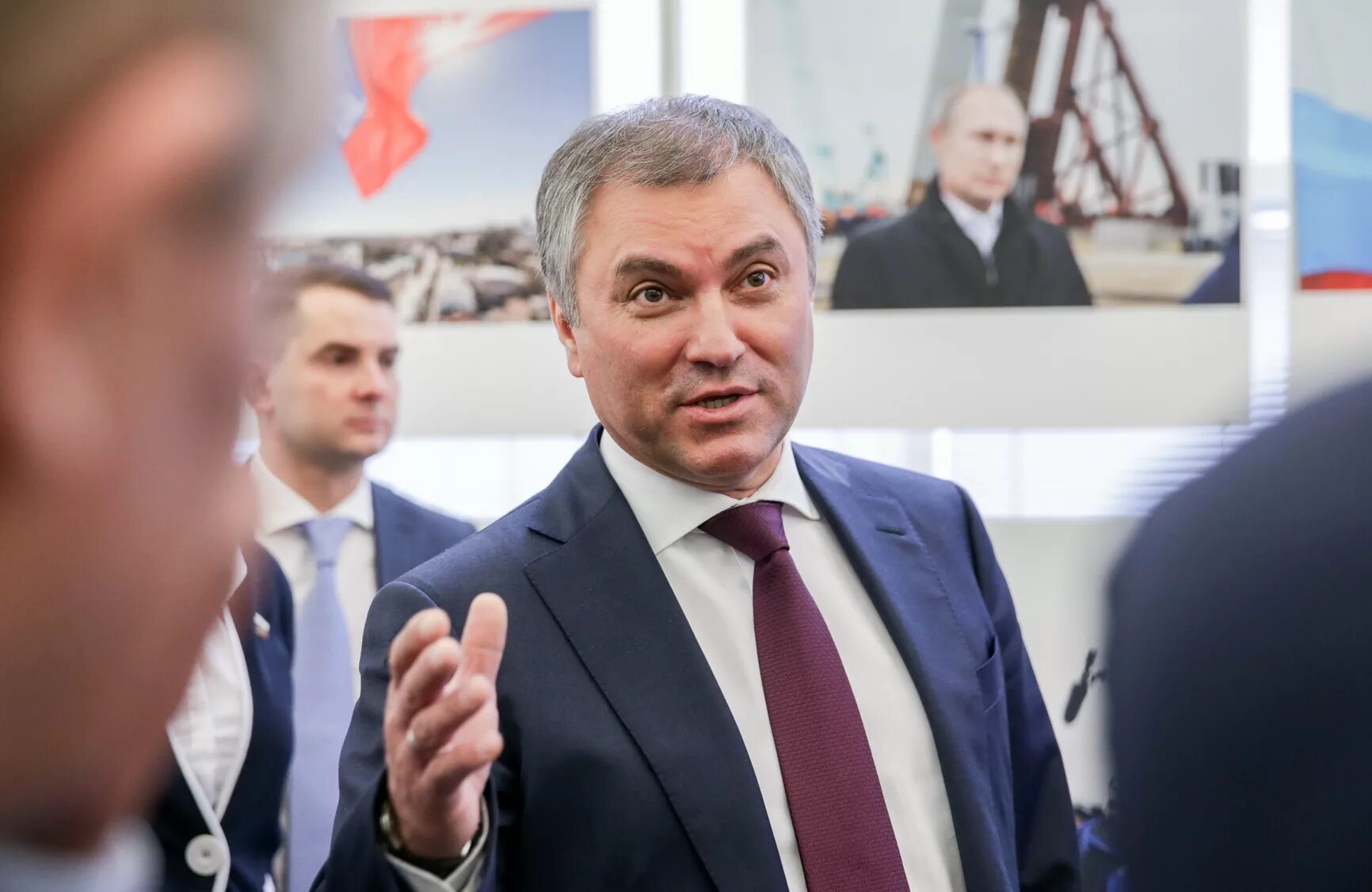 Володин дума председатель. Володин 2009. Настоящая фамилия володина спикера. Настоящая фамилия володина спикера. Володин госдума.
