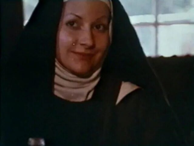 Фильм девственница монахини. Верующие фильм 1987. Монахиня la religieuse 2013. Фильм девственница монахини. Меган фокс монашка.