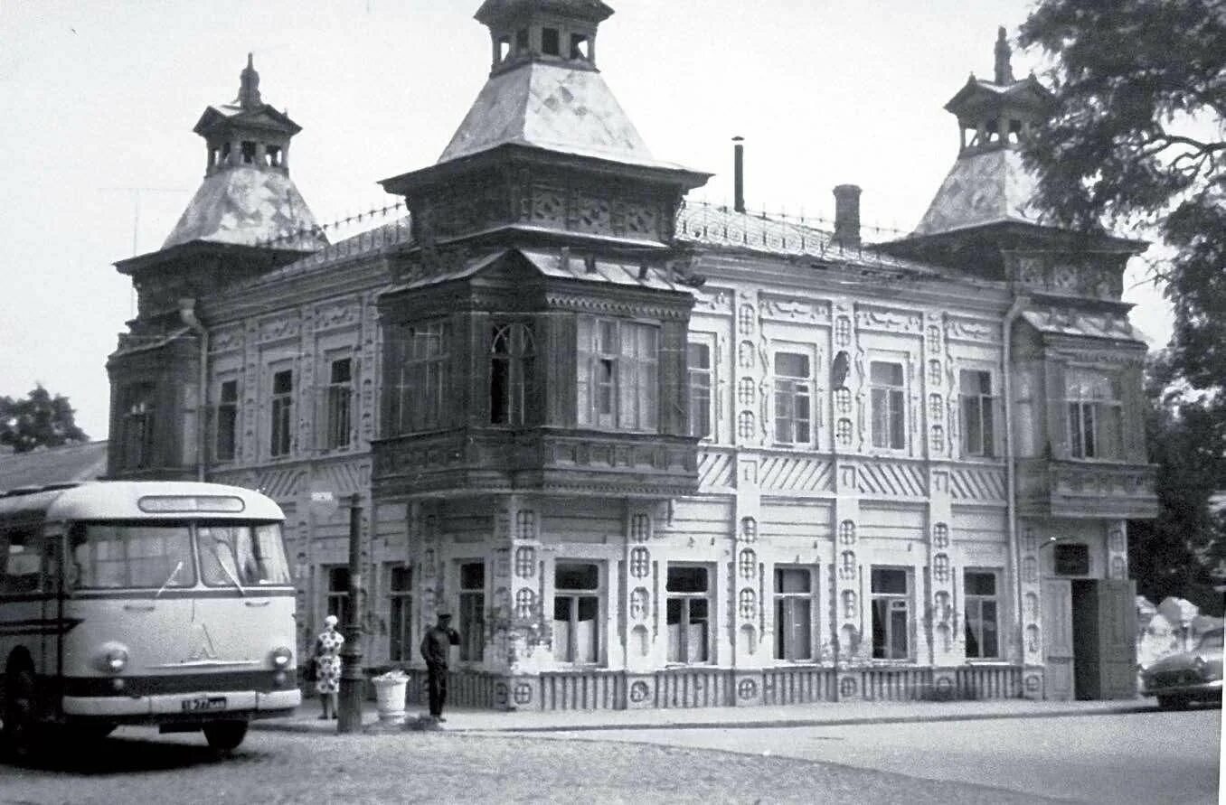 Старый кизляр. Кизляр 19 век. Краеведческий музей им Багратиона Кизляр. Кизляр 19 век город. Старый город Кизляр.