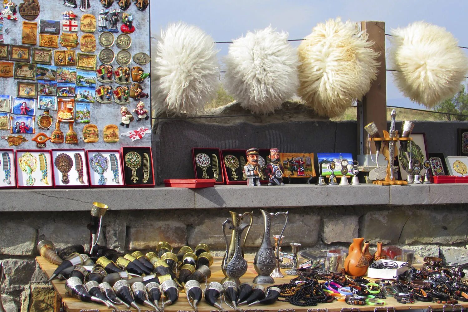 чурчхела рынок тбилиси. грузия покупки. сувенирная лавка грузия. продукты на рынках грузии. сувениры из тбилиси.