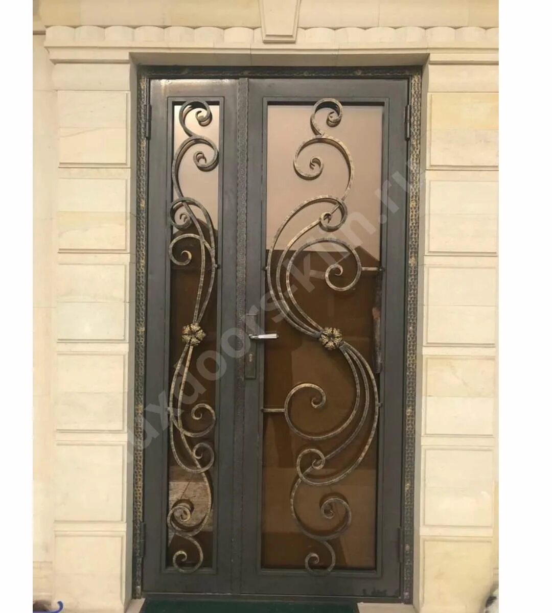 Входная дверь со стеклом стальд. М148 входная дверь со стеклом входная. Входная дверь в частный дом с терморазрывом. Входная дверь с терморазрывом со стеклом. Дверь входная металлическая со стеклом.
