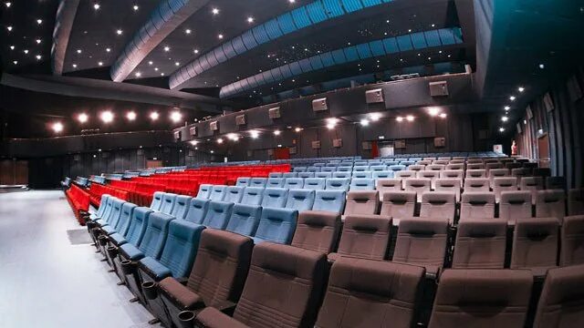 Кинотеатр космос фото зала Джаз на крыше и музыка "Звездных войн": куда сходить на неделе / Новости города