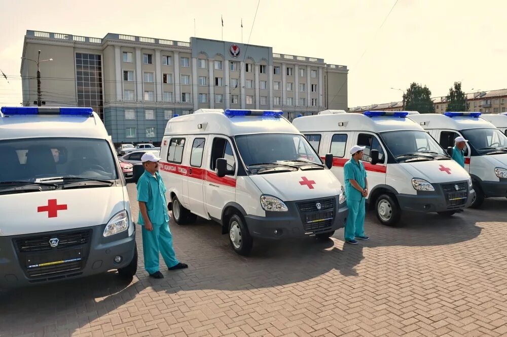 Станция скорой помощи Ижевск. Машина скорой помощи. Скорая медицинская помощь. Машины скорой помощи России.