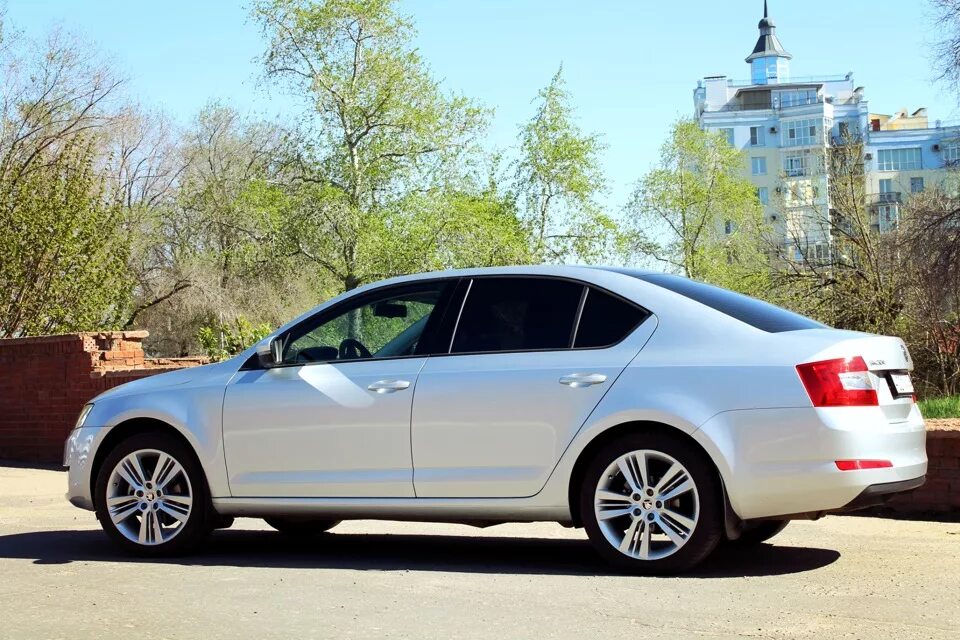 Диски на skoda octavia. Skoda Octavia a7 r18. Octavia a7 диски r18. Skoda Octavia a7 диски r18. Skoda Octavia a7 r16.