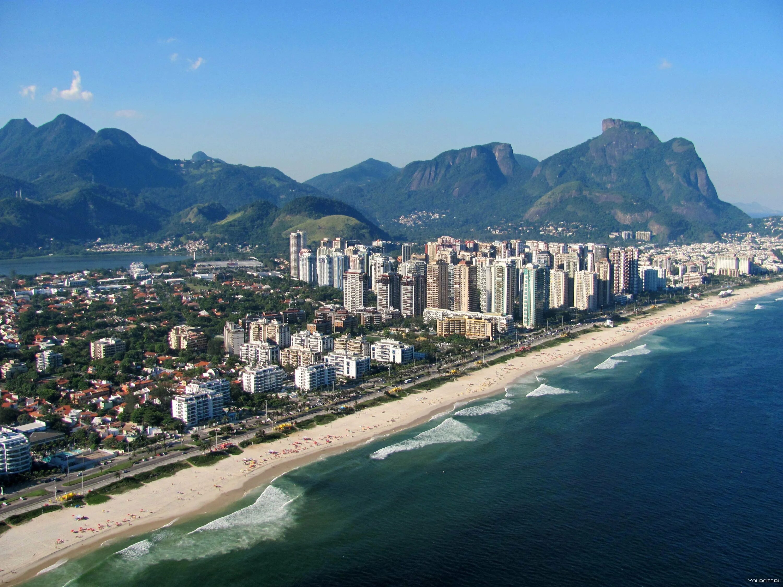 Где живет бразилия. Барра де Тижука Бразилия. Район Сан Криштован в Рио. Тижука Рио-де-Жанейро. Сан-Кристован (район Рио-де-Жанейро).