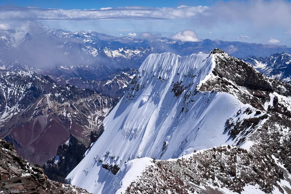 Andes Аконкагуа гора. Мендоса Аргентина Аконкагуа. Южная Америка горы Анды. Горная цепь Анды.