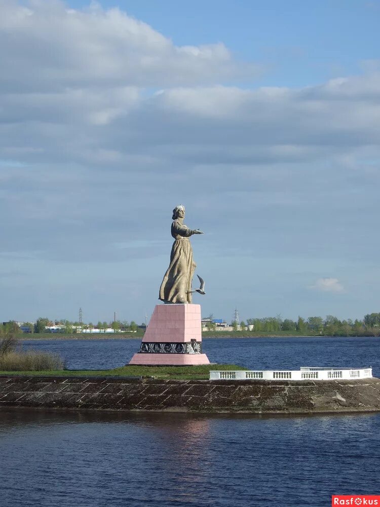 Монумент волга-мать в рыбинске. Родина мать рыбинск. Монумент волга рыбинск. Монумент волга рыбинск. Монумент волга рыбинск.