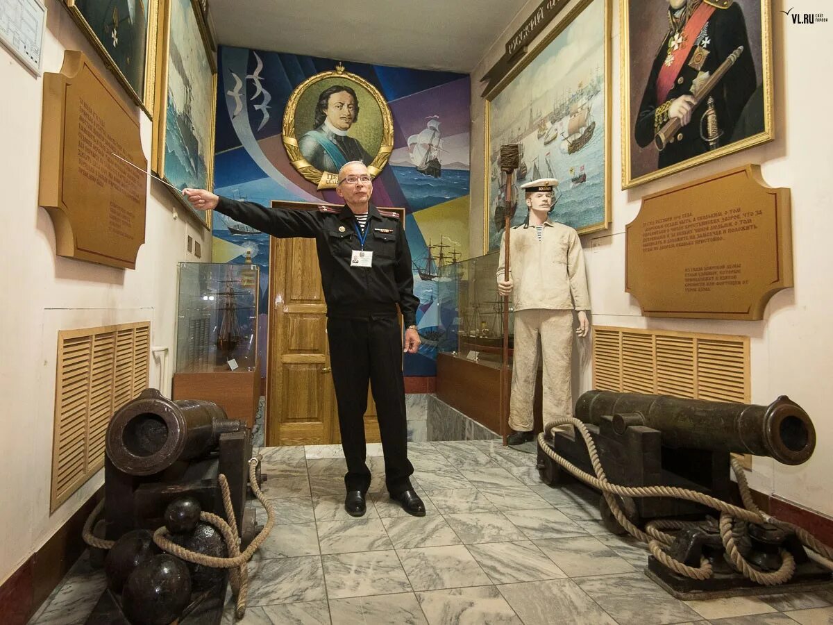 гид по городу. дмитрий экскурсовод владивосток. экскурсовод корабельникова валентина владивосток. экскурсовод владивосток. поездка во владивосток.